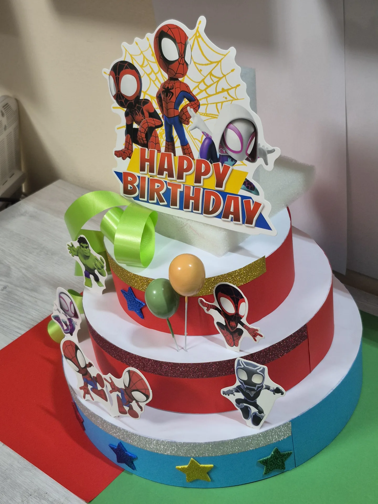 Torta finta tema Spidey — Foto