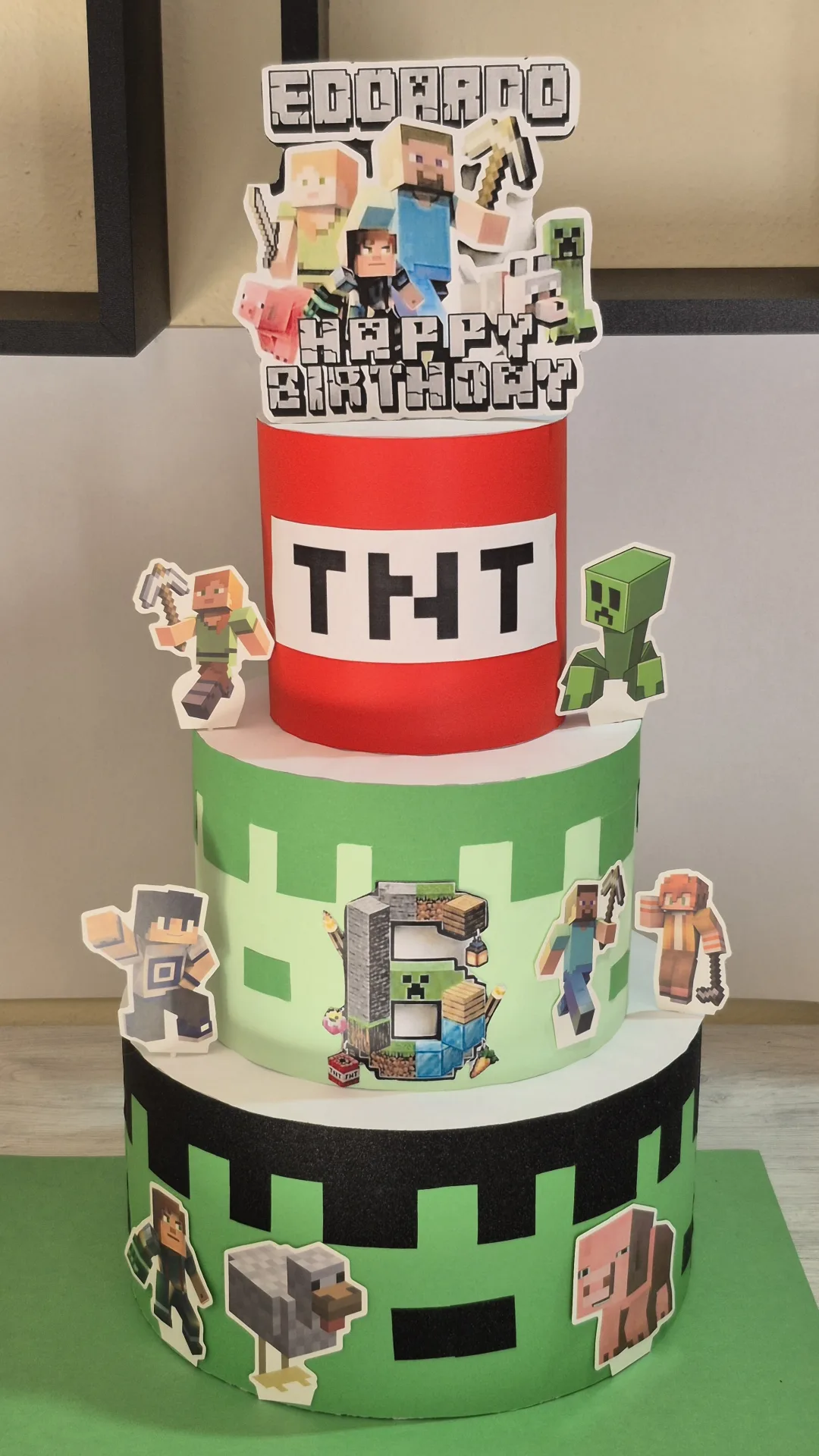 Torta decorativa tema Minecraft