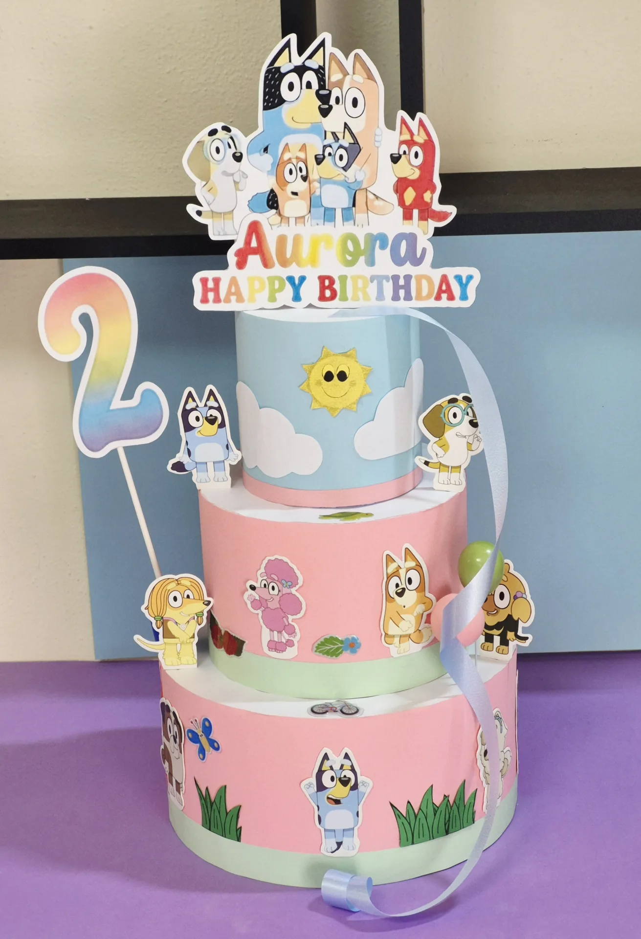 Torta in polistirolo tema Bluey